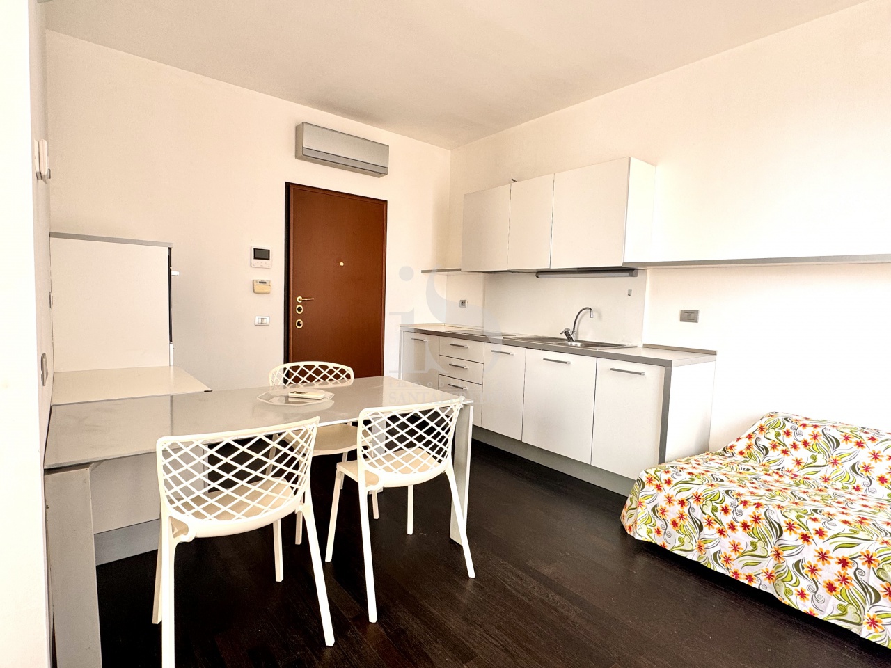 Appartamento arredato in affitto in via massimo d azeglio, Concorezzo