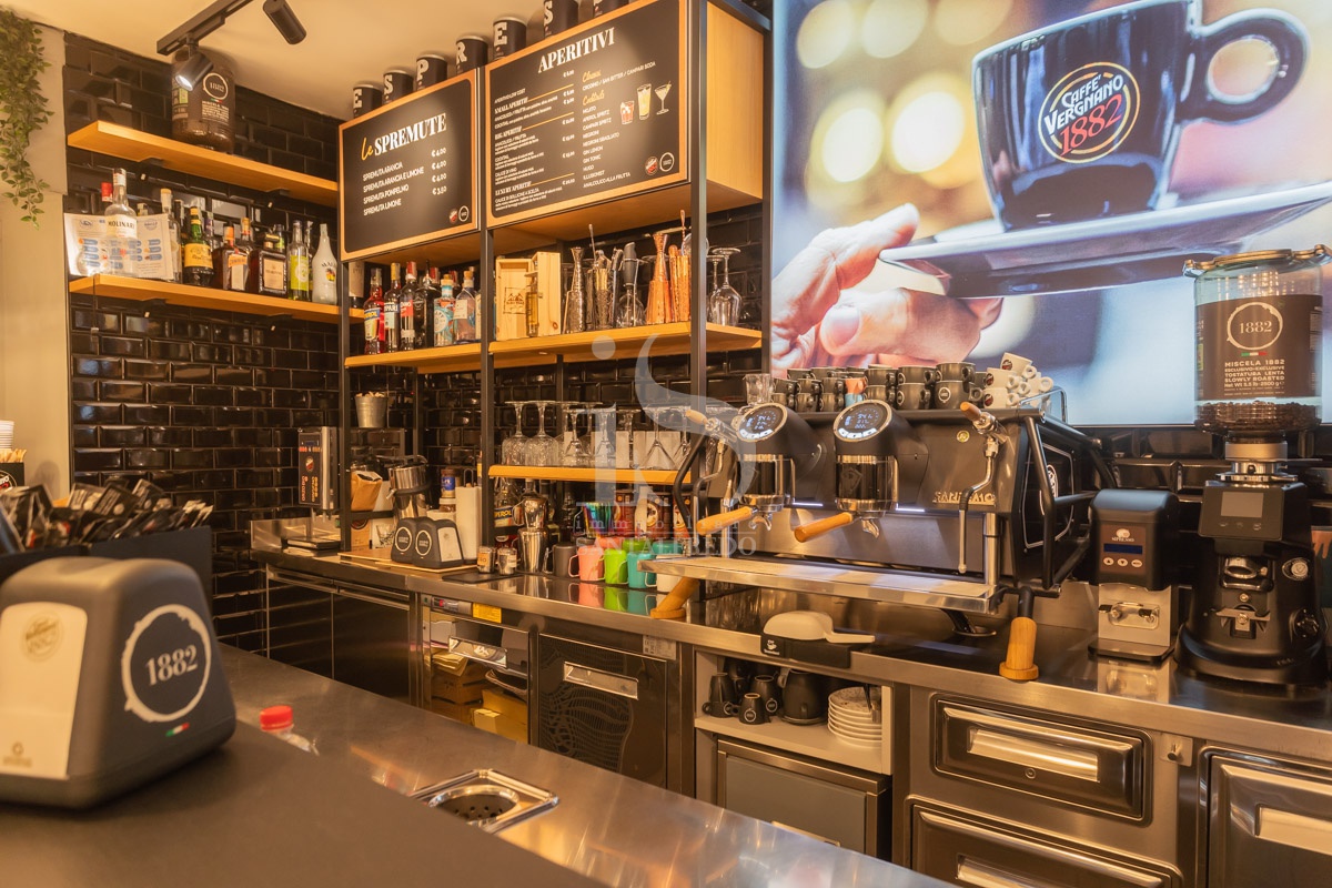 Ufficio ristrutturato in via carlo prina, Monza