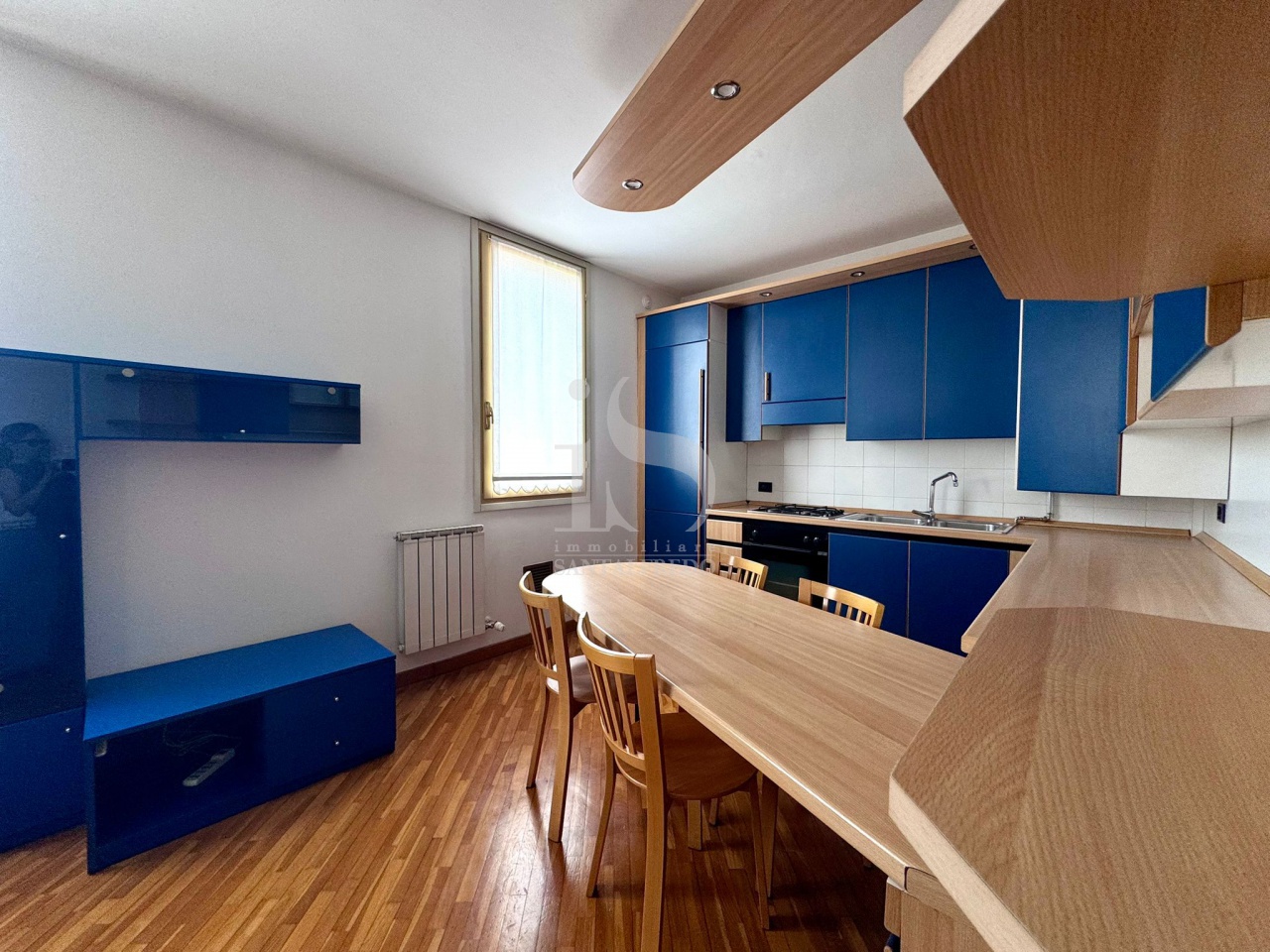 Bilocale arredato in affitto in vicolo menclozzi, Vimercate