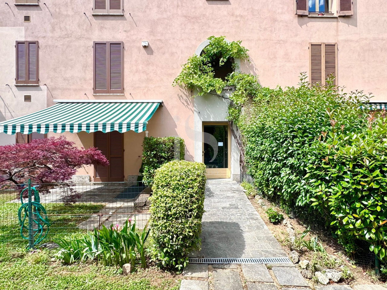 Bilocale arredato in affitto in vicolo menclozzi, Vimercate