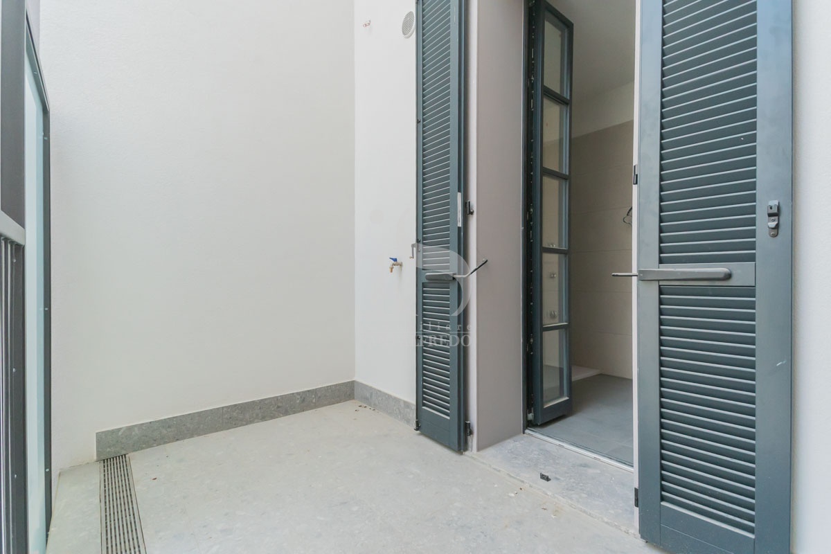 Quadrilocale con terrazzo in via vittorio emanuele, Vimercate