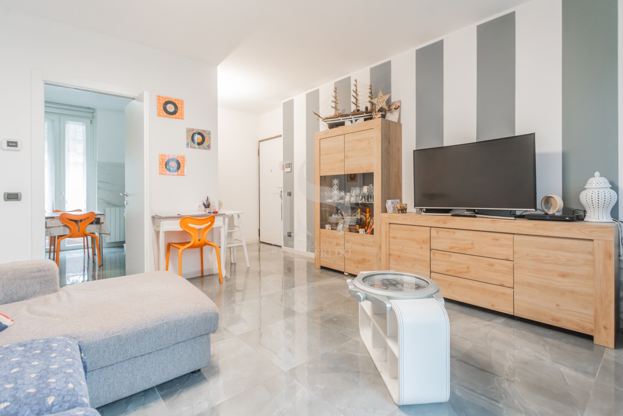 Trilocale con box doppio in via agrate, Concorezzo