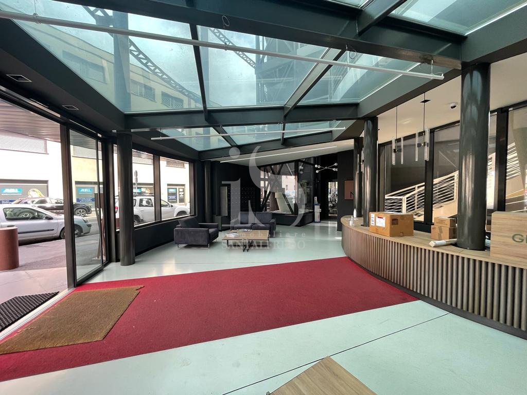 Bilocale arredato in affitto in via enrico cosenz, Milano