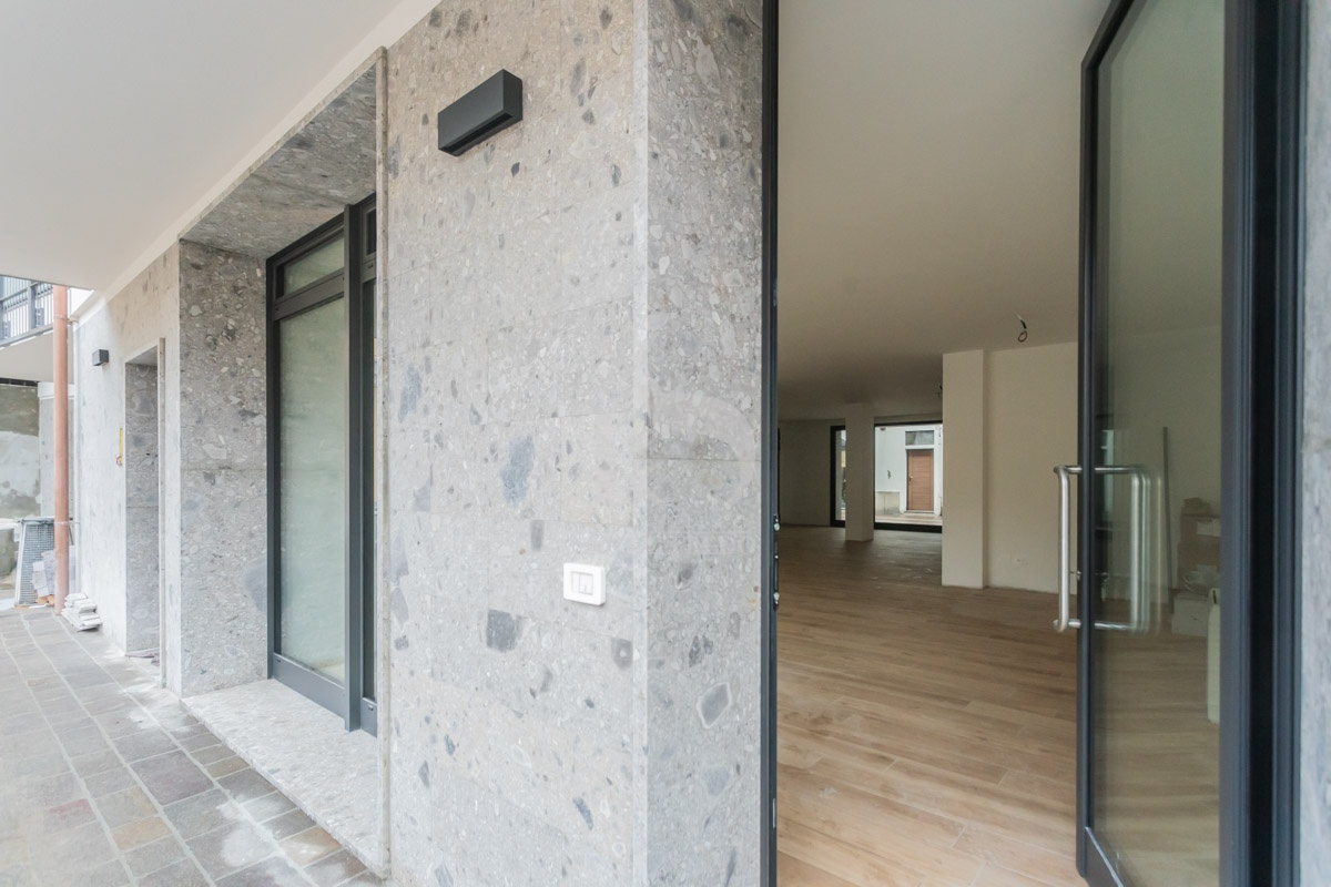 Negozio nuovo in via vittorio emanuele, Vimercate