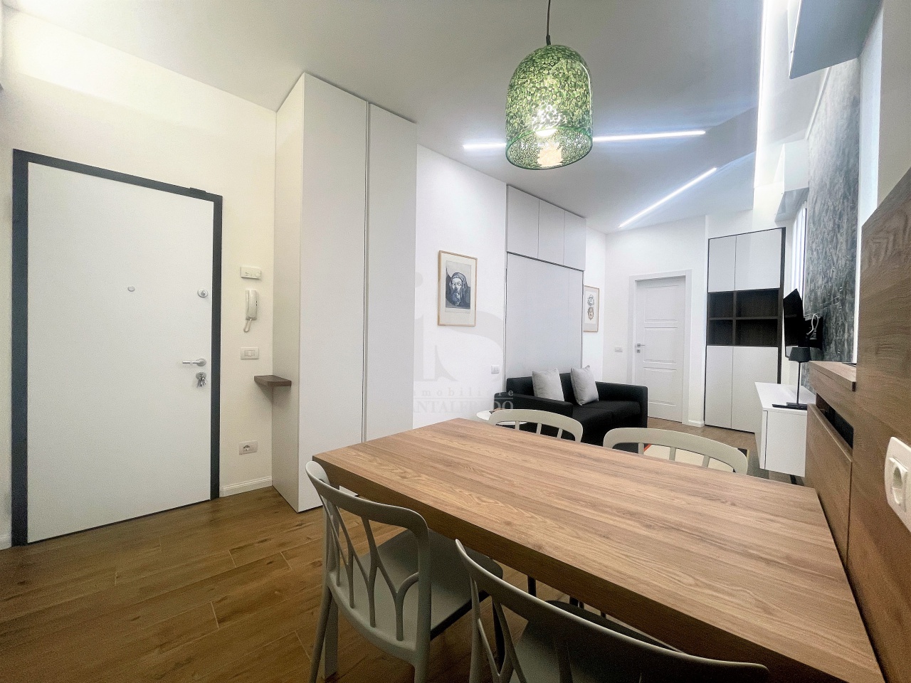 Appartamento ristrutturato in via santa sofia, Milano