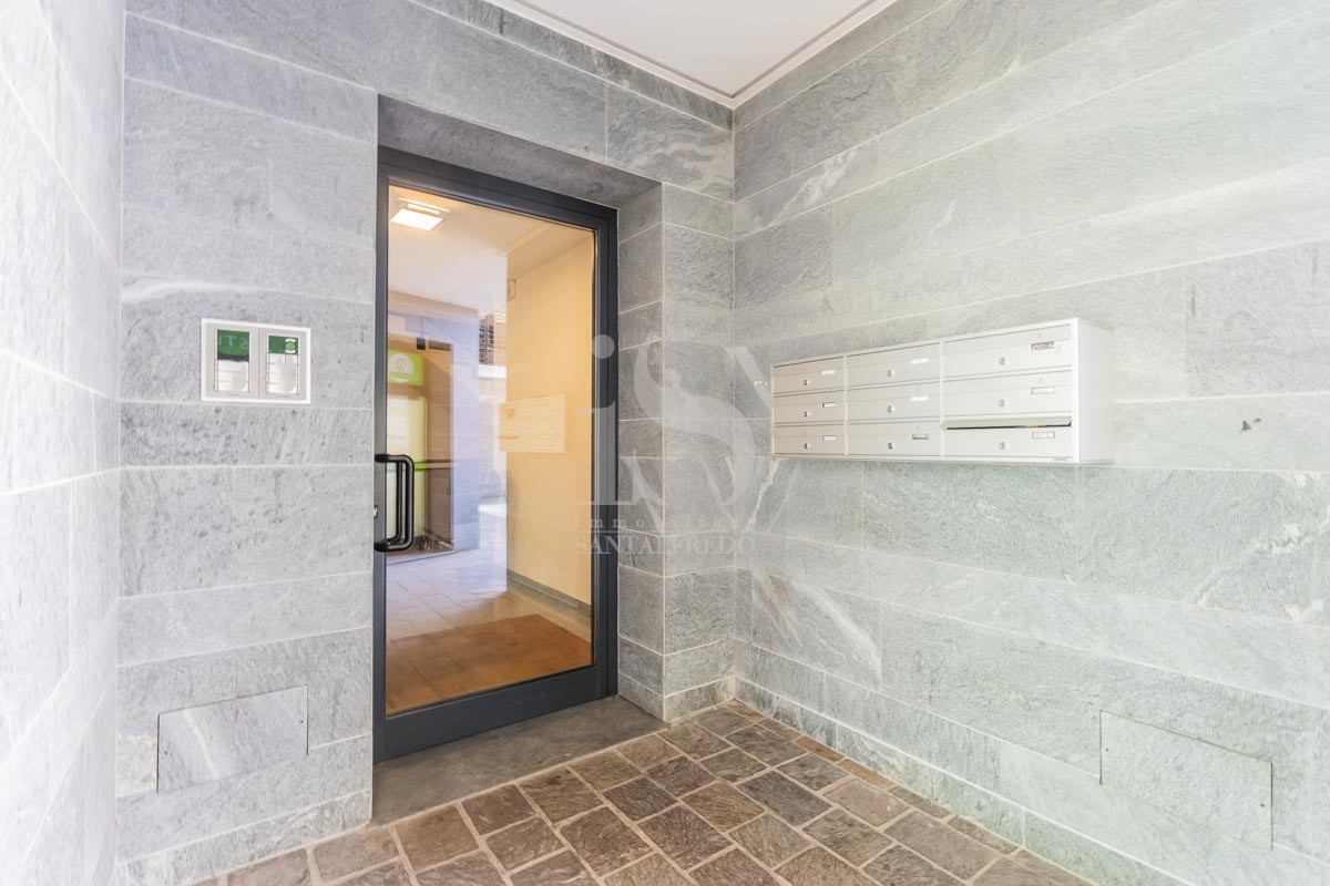 Trilocale in vendita in via manzoni, Concorezzo