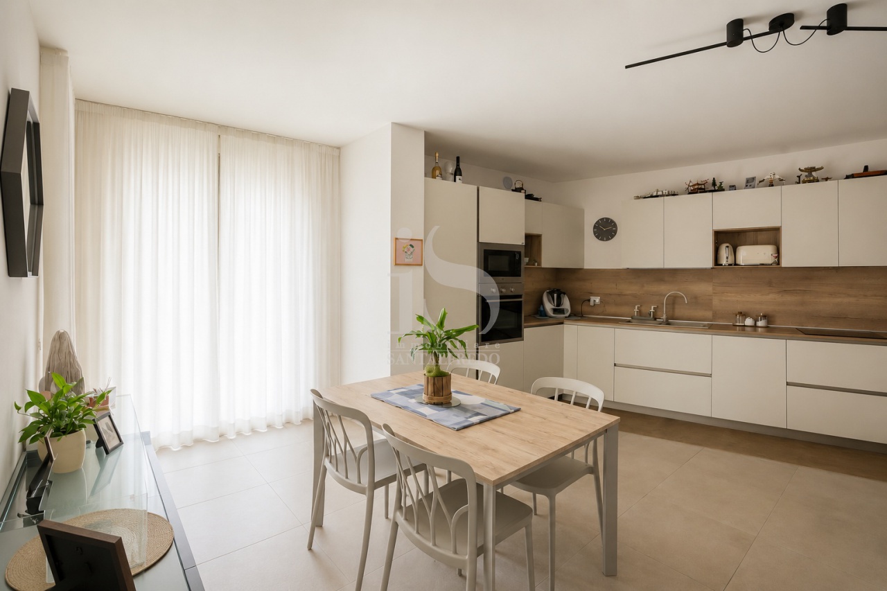 Trilocale in vendita in via manzoni, Concorezzo