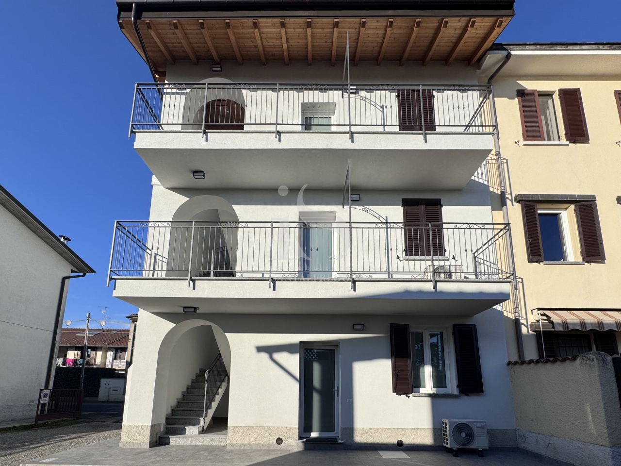 Bilocale arredato in affitto in via roncello, Ornago