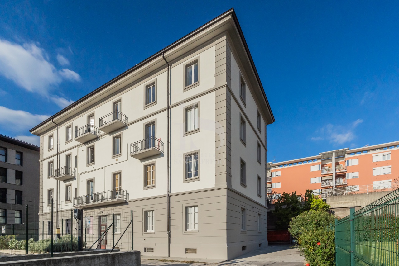 Bilocale da ristrutturare in via alfonso la marmora, Lecco