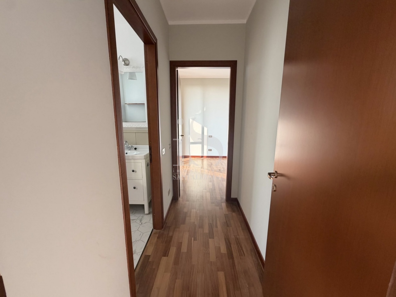 Bilocale ristrutturato in via borsellino, Ornago
