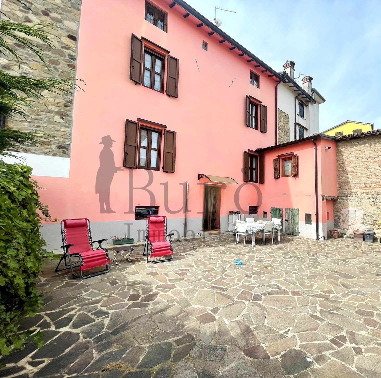 Casa indipendente in vendita in strada val parma 186, Parma
