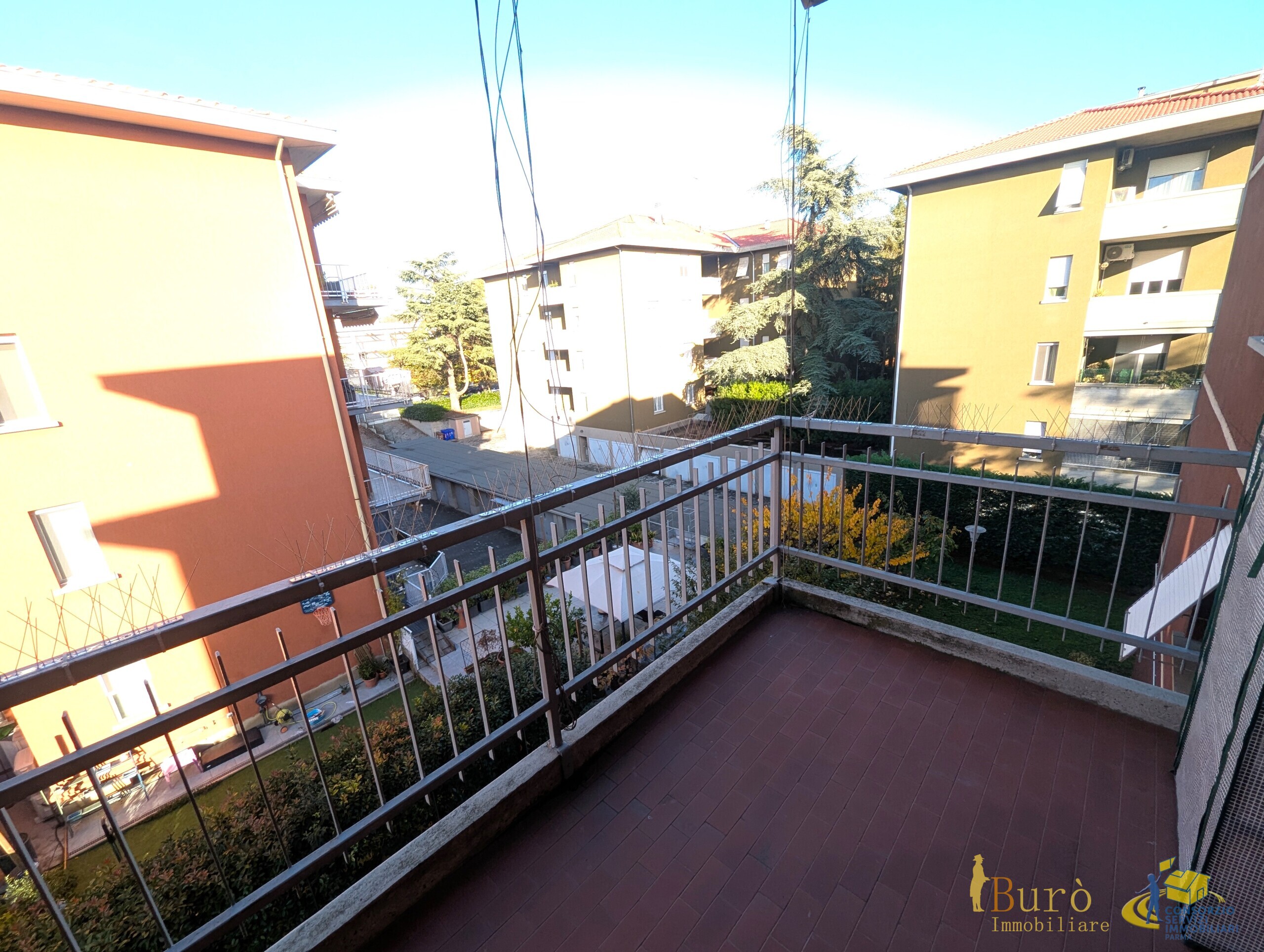 Quadrilocale con box in via argonne 9, Parma