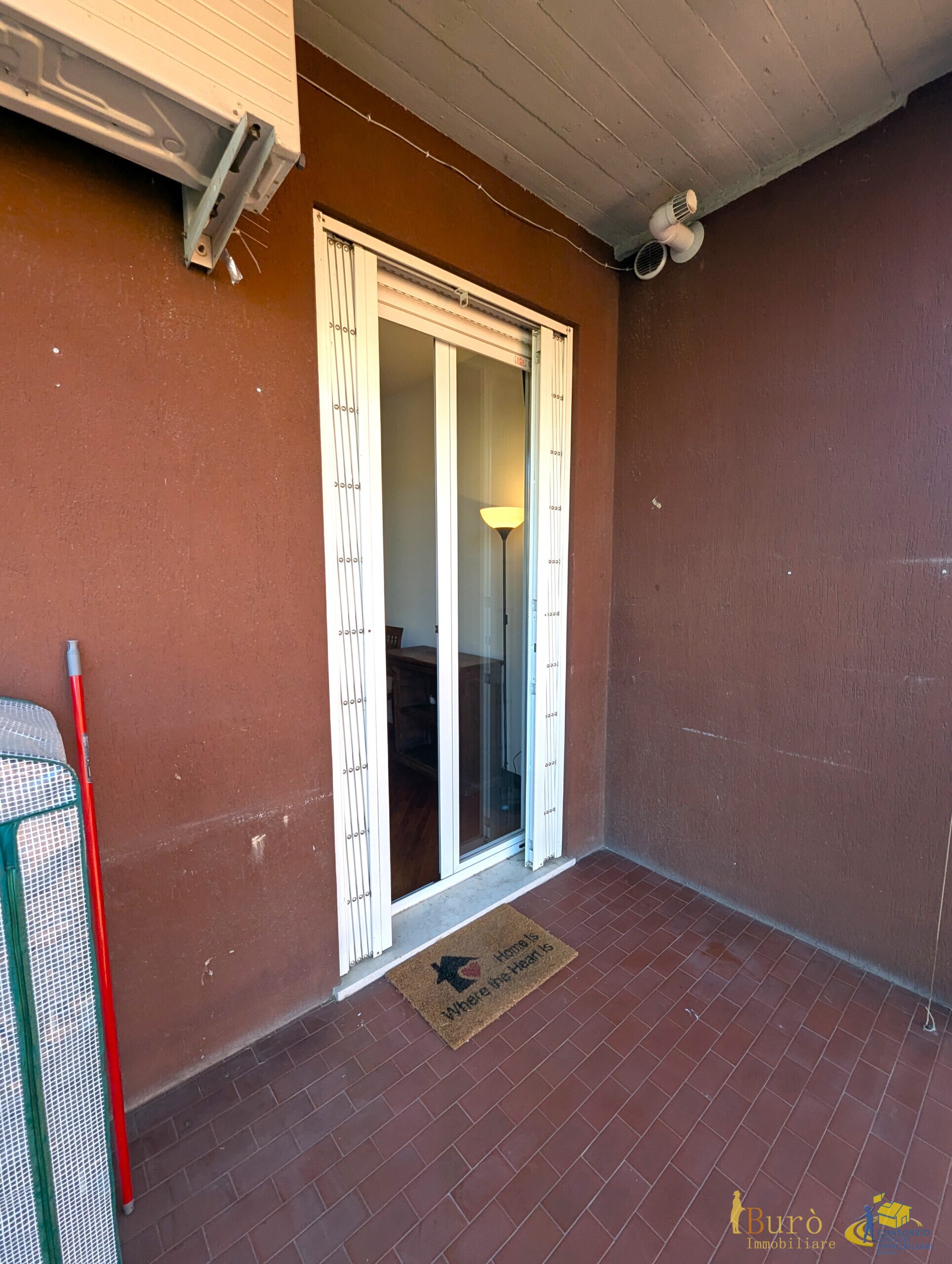 Quadrilocale con box in via argonne 9, Parma