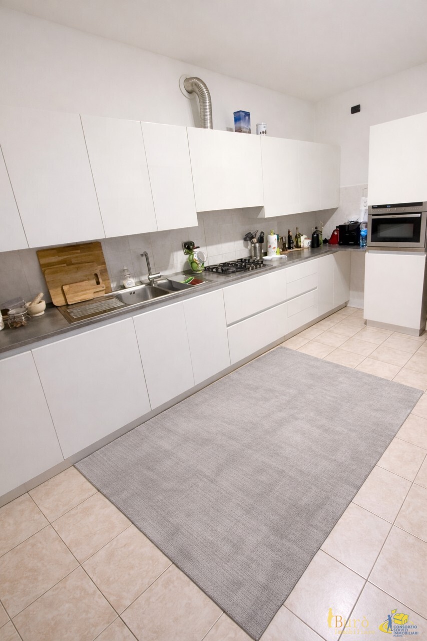 Quadrilocale con terrazzo in via federico fellini, Parma