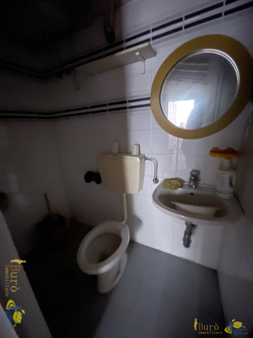 Magazzino da ristrutturare in via corso corsi 15, Parma