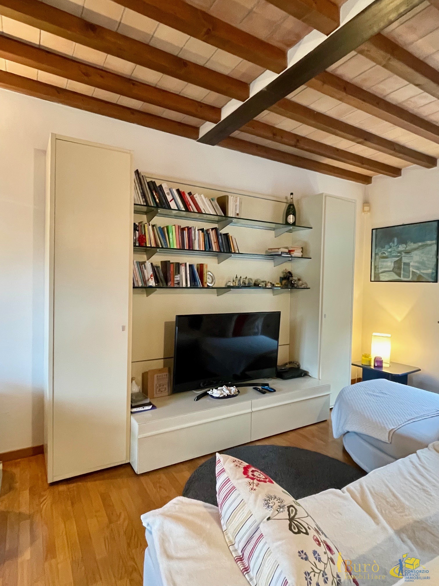 Villetta a schiera con giardino in strada chiaviche 58, Parma