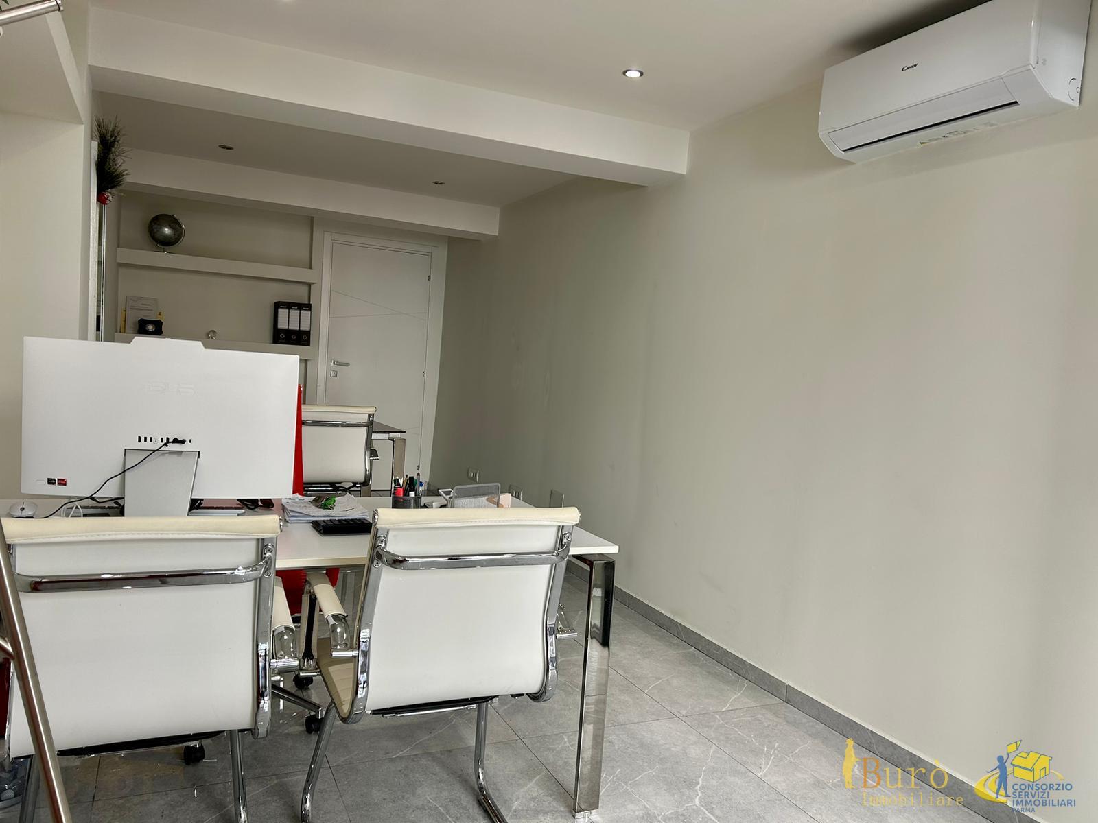 Locale commerciale a basso consumo in strada nino bixio, Parma