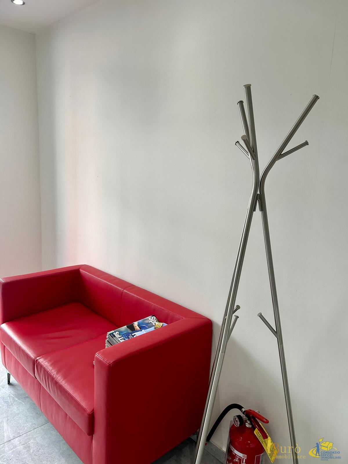 Locale commerciale a basso consumo in strada nino bixio, Parma