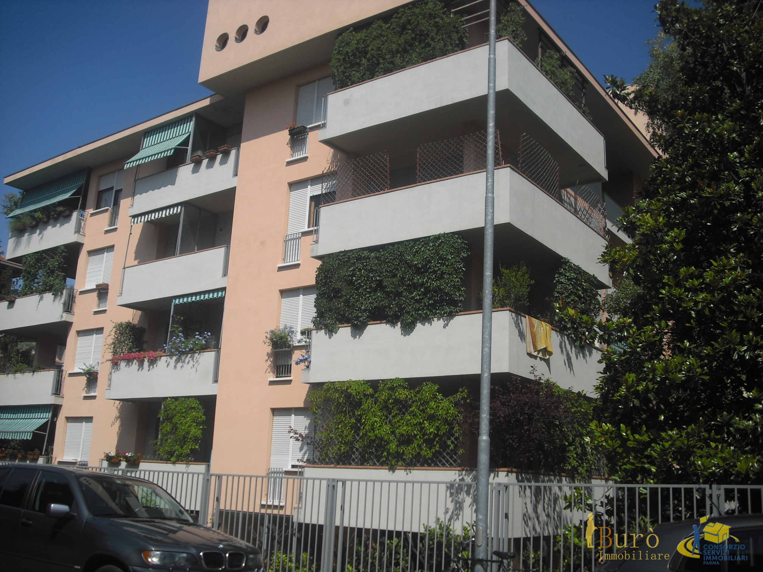 Ufficio ristrutturato in via duccio galimberti 16, Parma