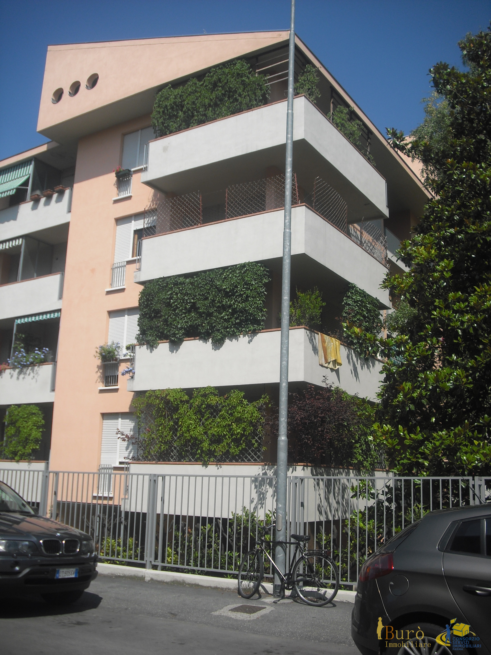 Ufficio ristrutturato in via duccio galimberti 16, Parma