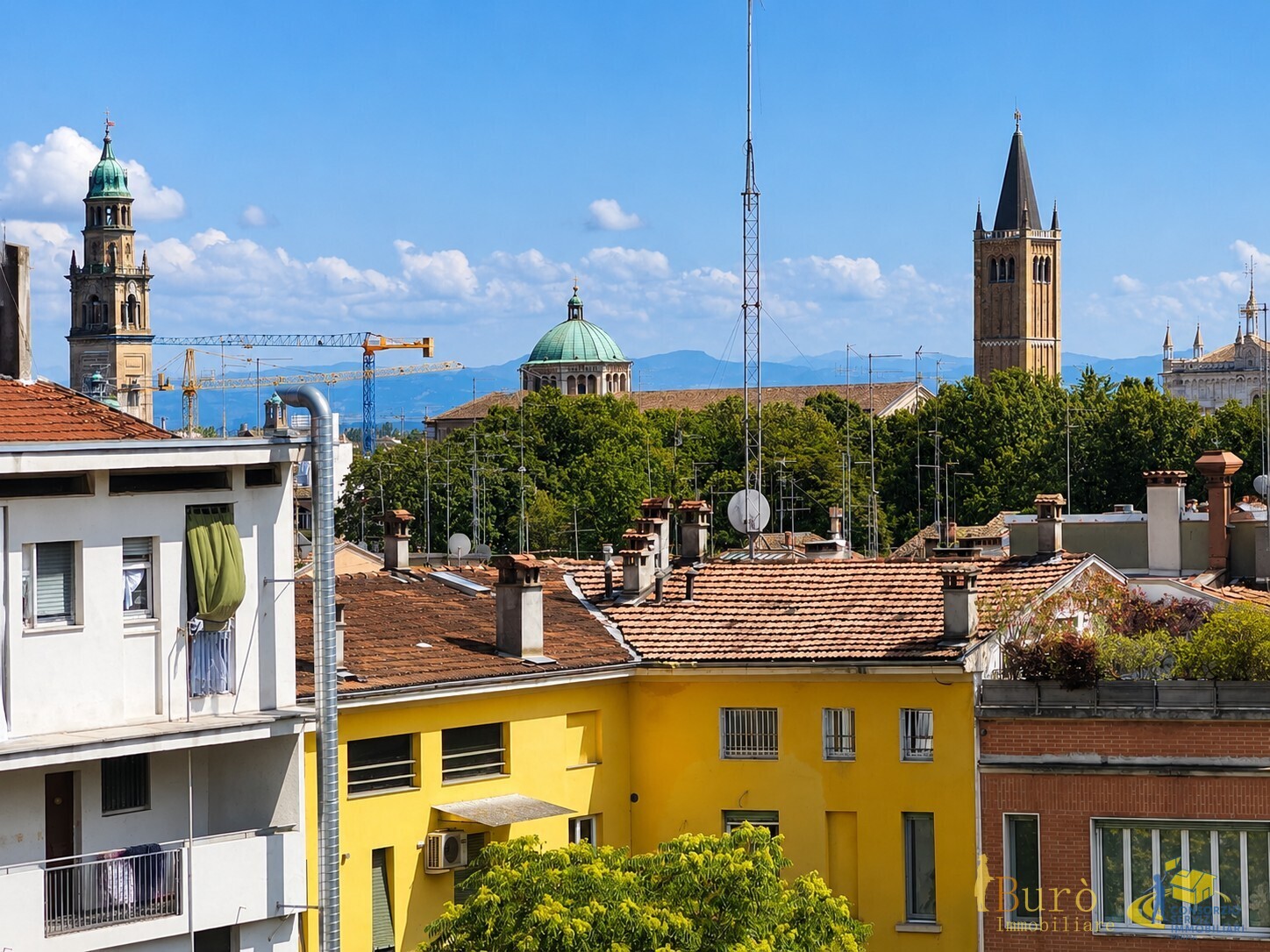Trilocale con terrazzo in viale vittorio bottego 4, Parma