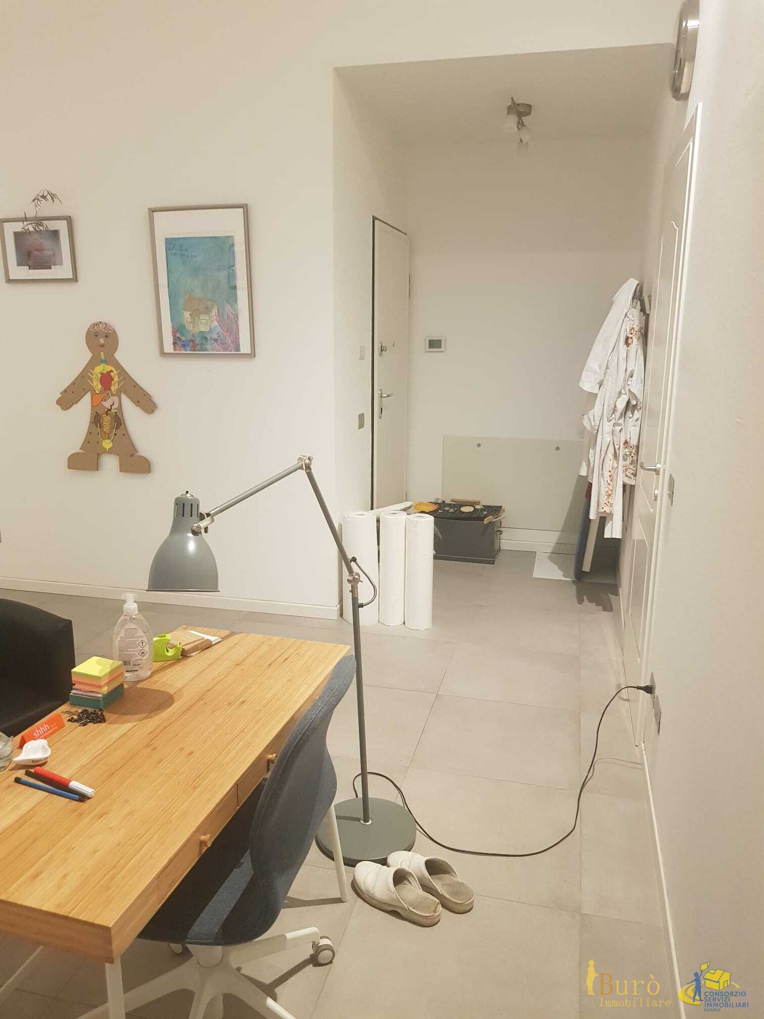 Ufficio nuovo in via scarabelli zunti, Parma