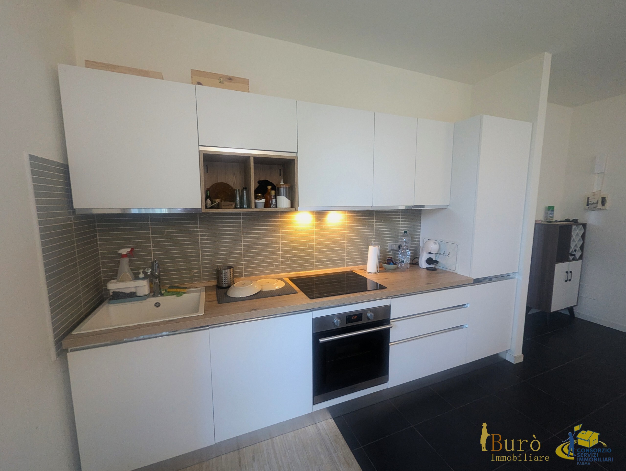 Bilocale con box in via toscana 34, Parma