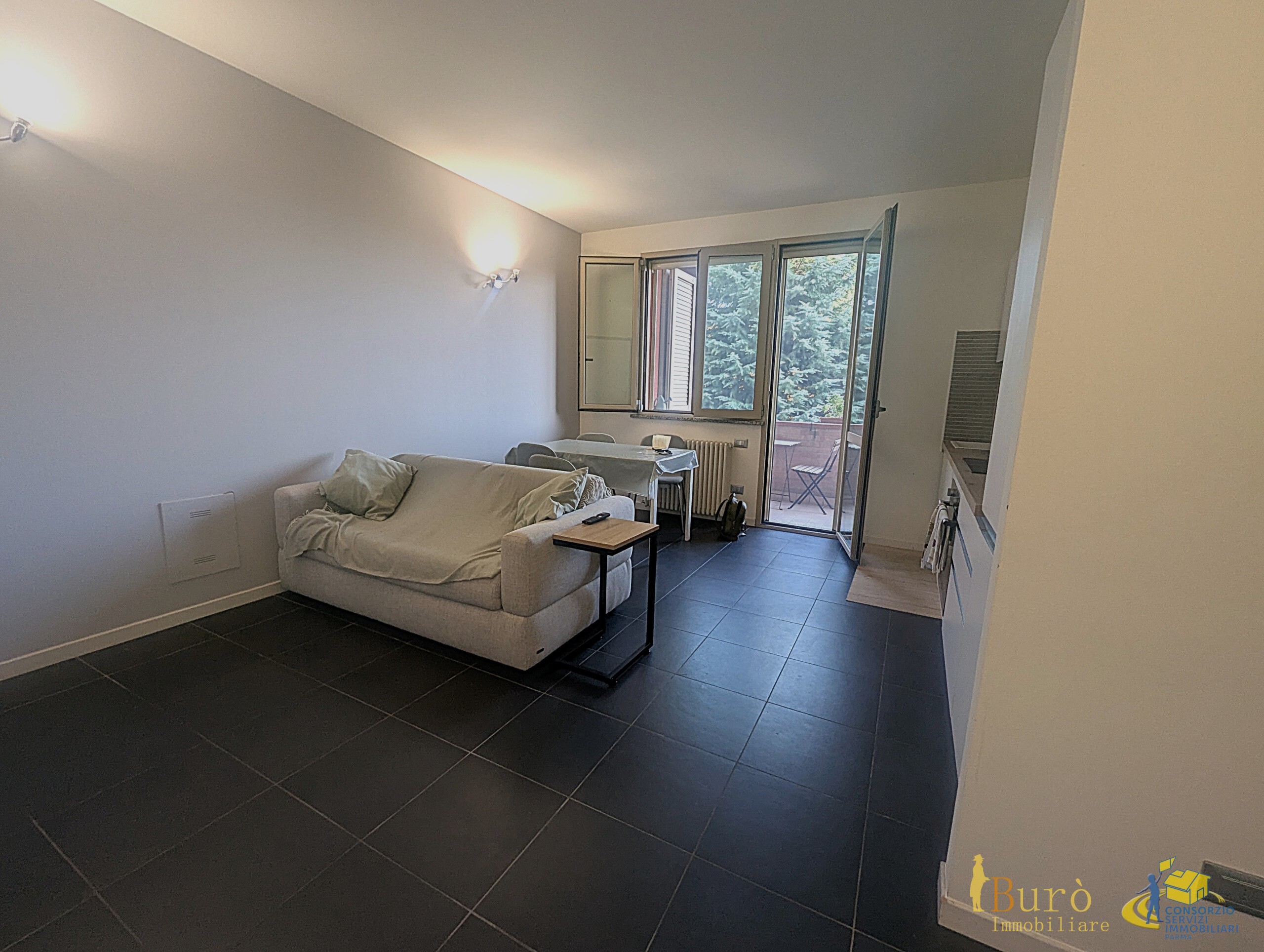 Bilocale con box in via toscana 34, Parma