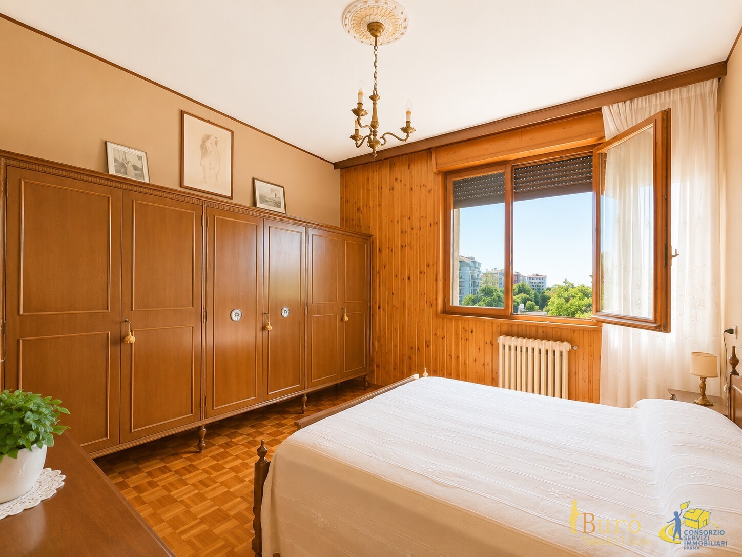 Trilocale con terrazzo in via biagio pascal 6, Parma