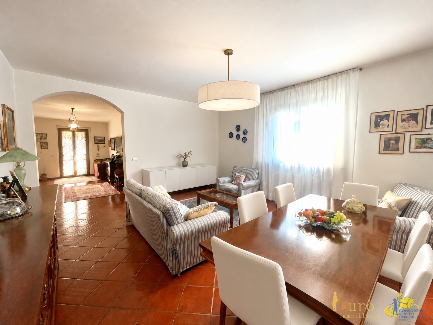 Villa con giardino in via provinciale, Sala Baganza