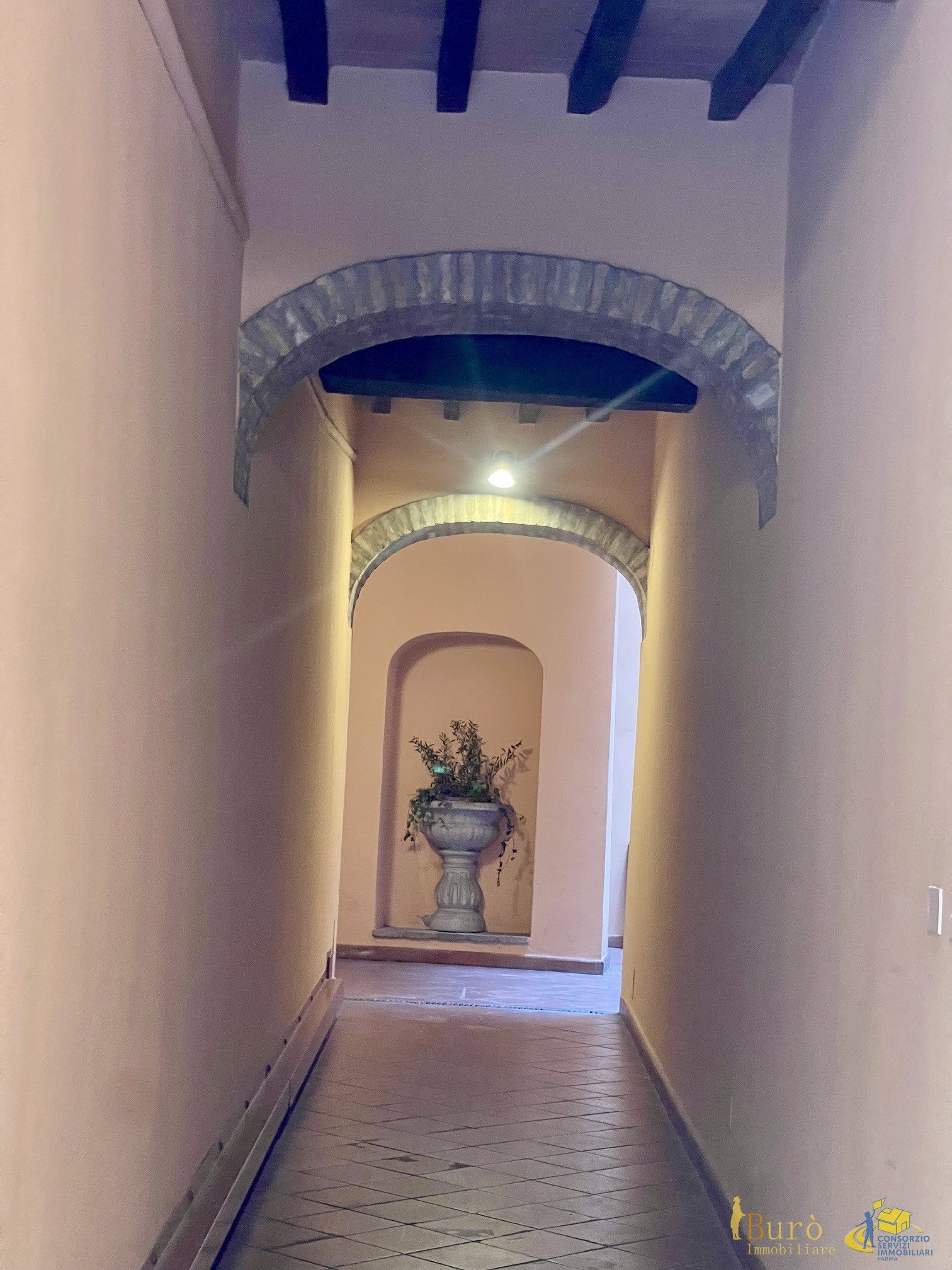 Trilocale in affitto in via cavour, Parma