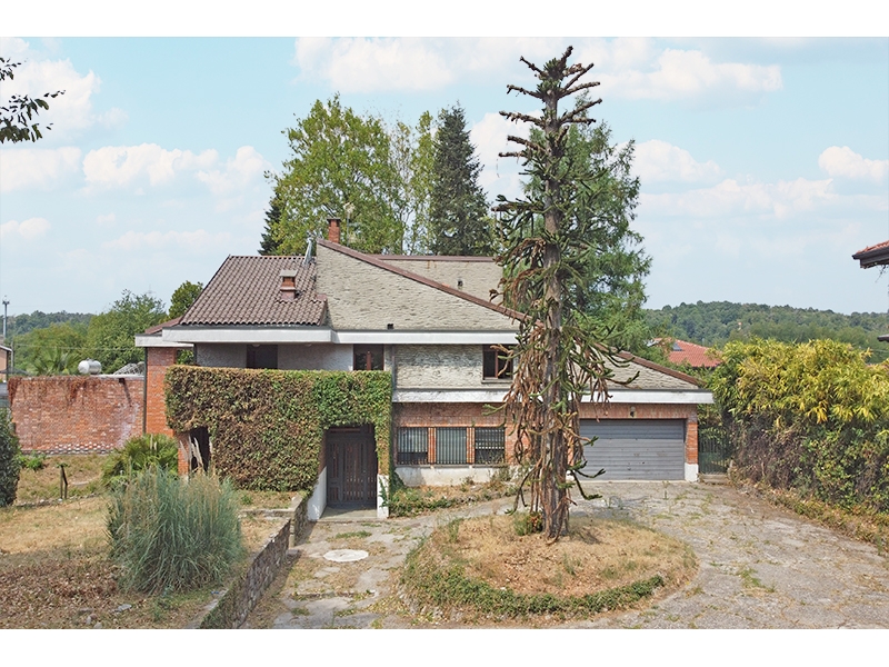 Villa con giardino a Castiglione Olona