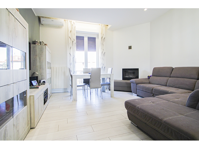 Trilocale con giardino a Malnate