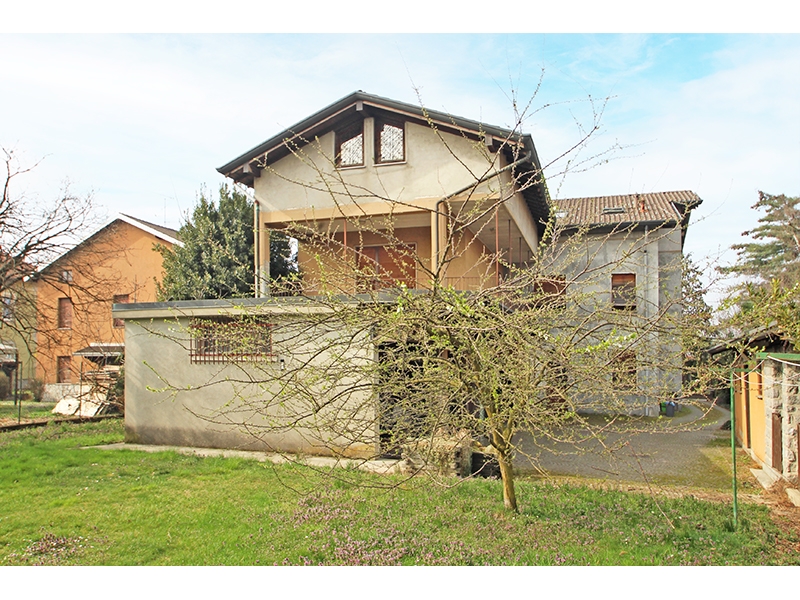 Villa con giardino a Castiglione Olona