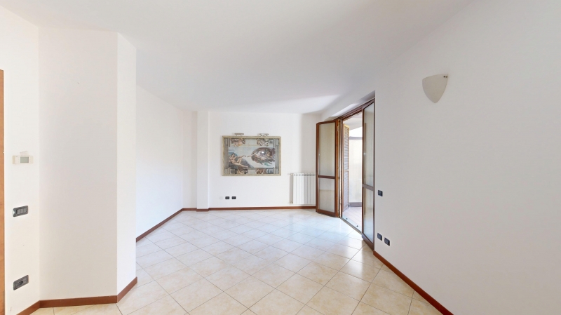 Trilocale con giardino a Venegono Inferiore