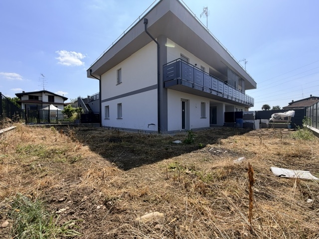 Trilocale con giardino a Castiglione Olona