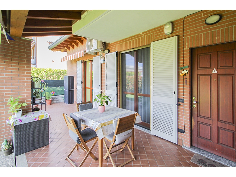 Trilocale con giardino a Venegono Superiore