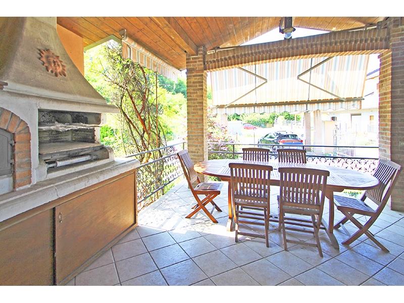 Villa con giardino a Castiglione Olona