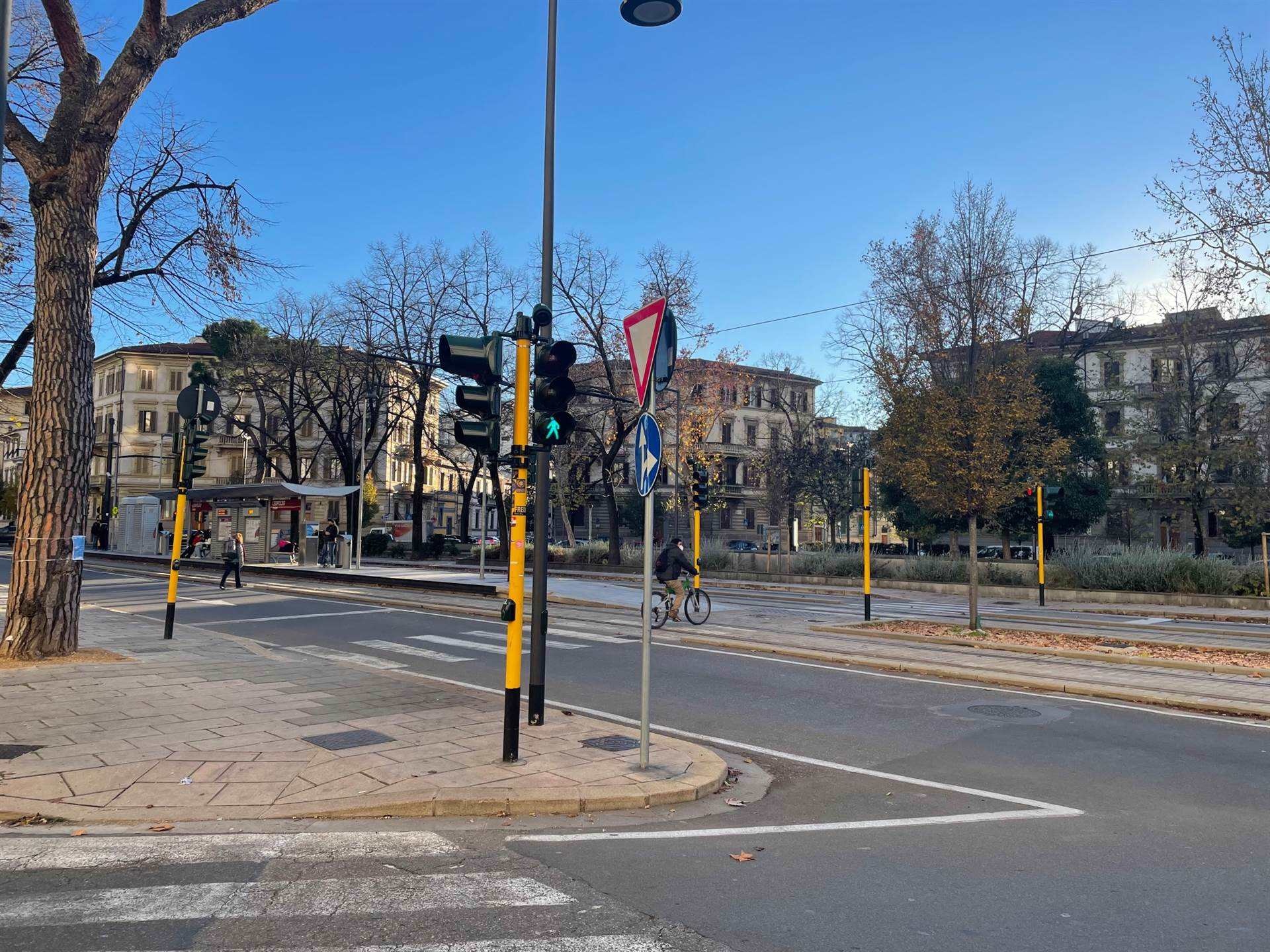 Attivit commerciale con box a Firenze