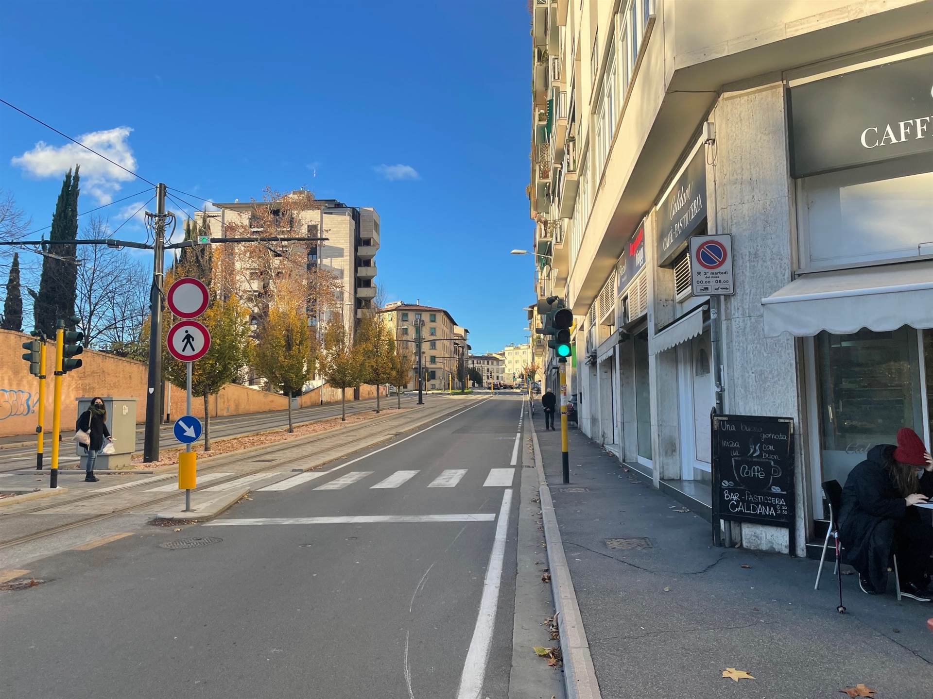 Attivit commerciale con box a Firenze