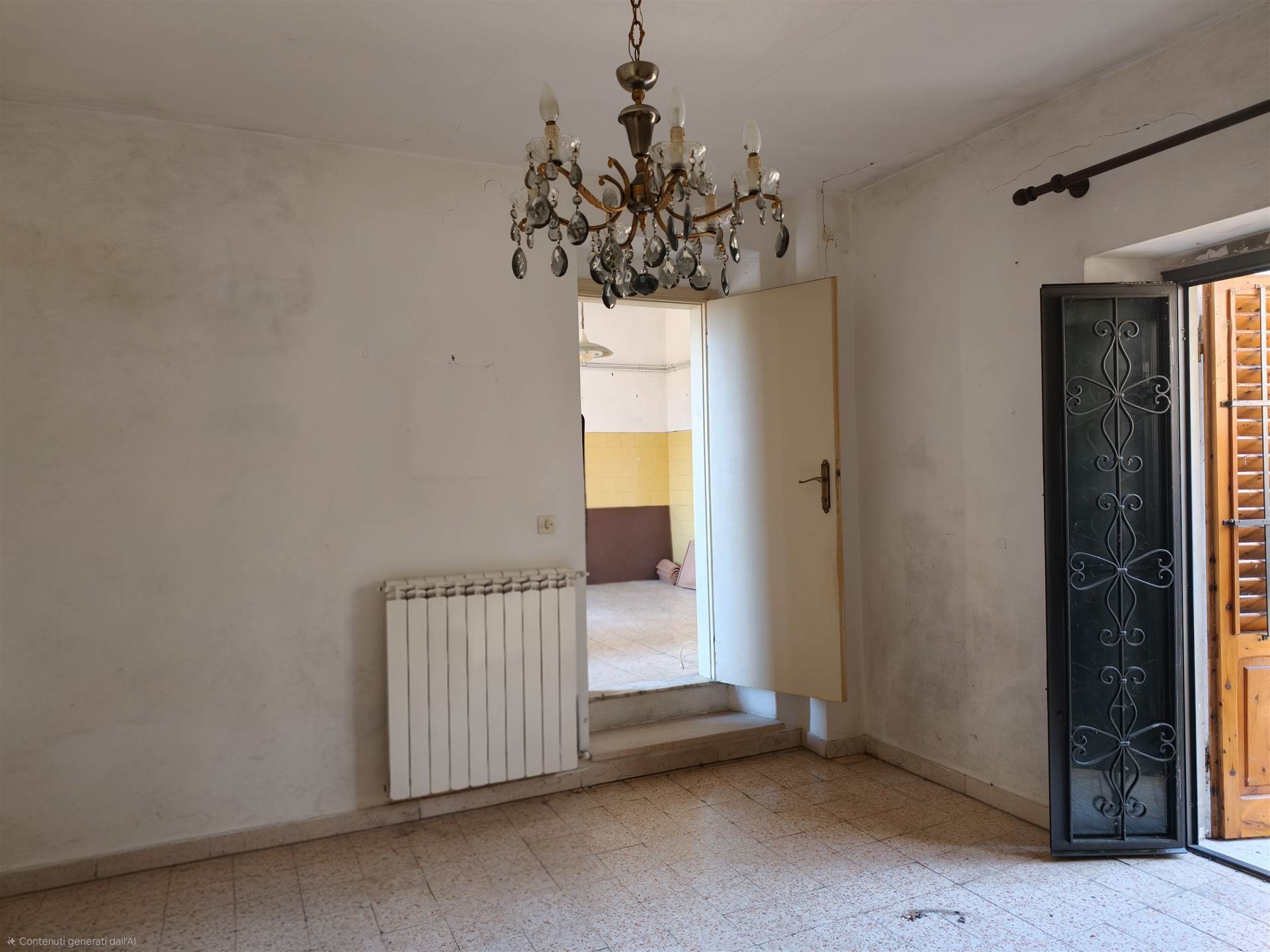 Trilocale da ristrutturare a Fiesole