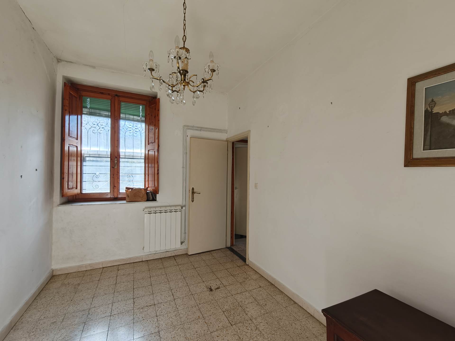 Trilocale da ristrutturare a Fiesole