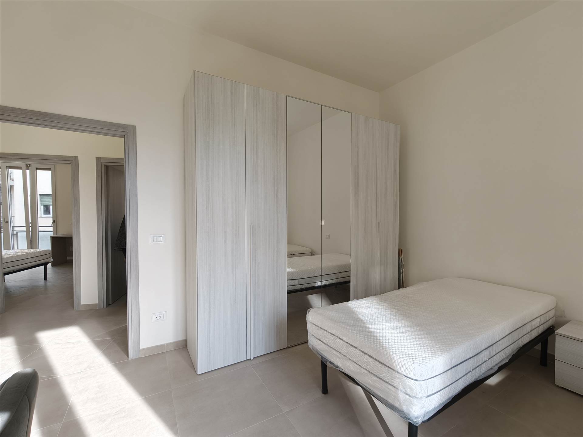 Trilocale arredato in affitto a Firenze