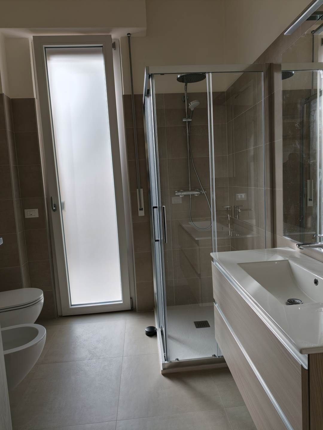 Trilocale arredato in affitto a Firenze