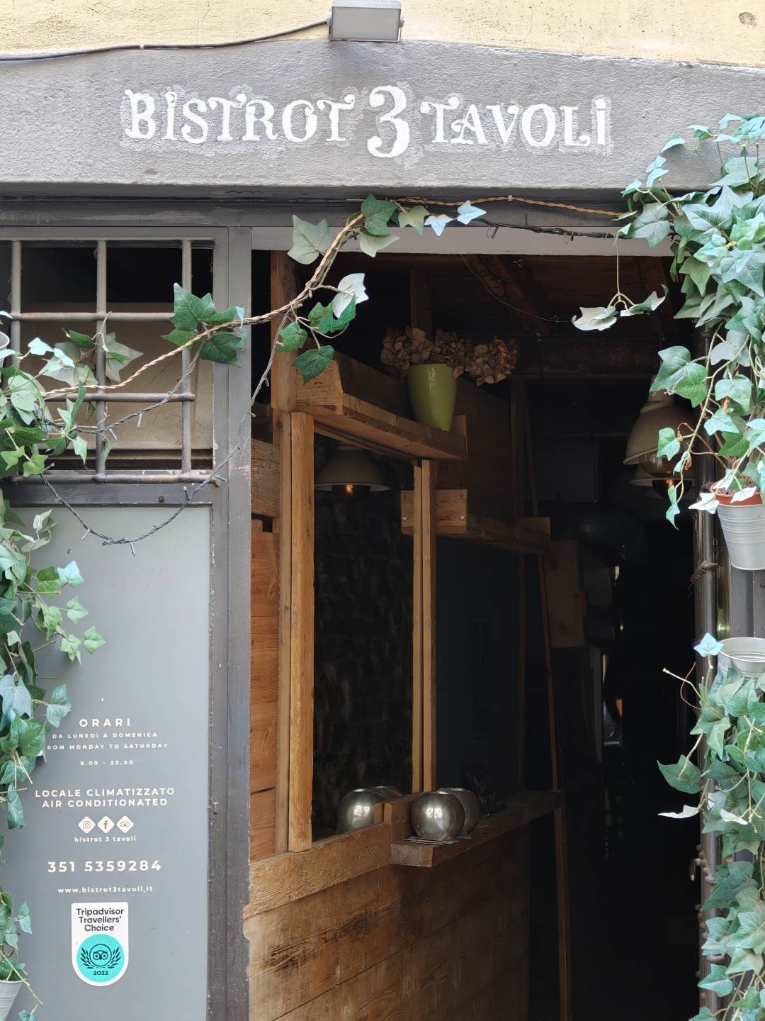 Negozio da ristrutturare in borgo san frediano, Firenze