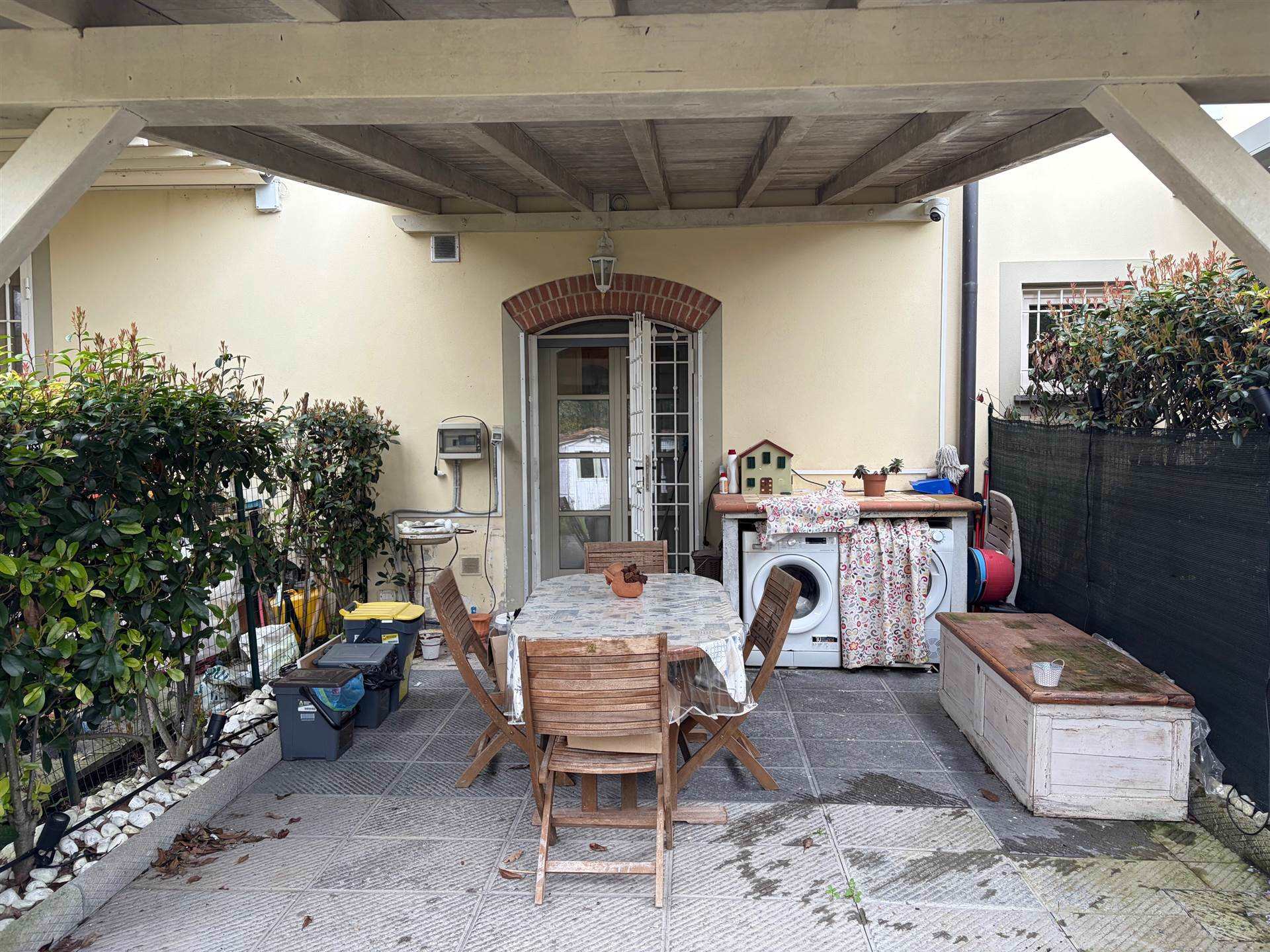 Casa indipendente in vendita in via del ferro, Campi Bisenzio