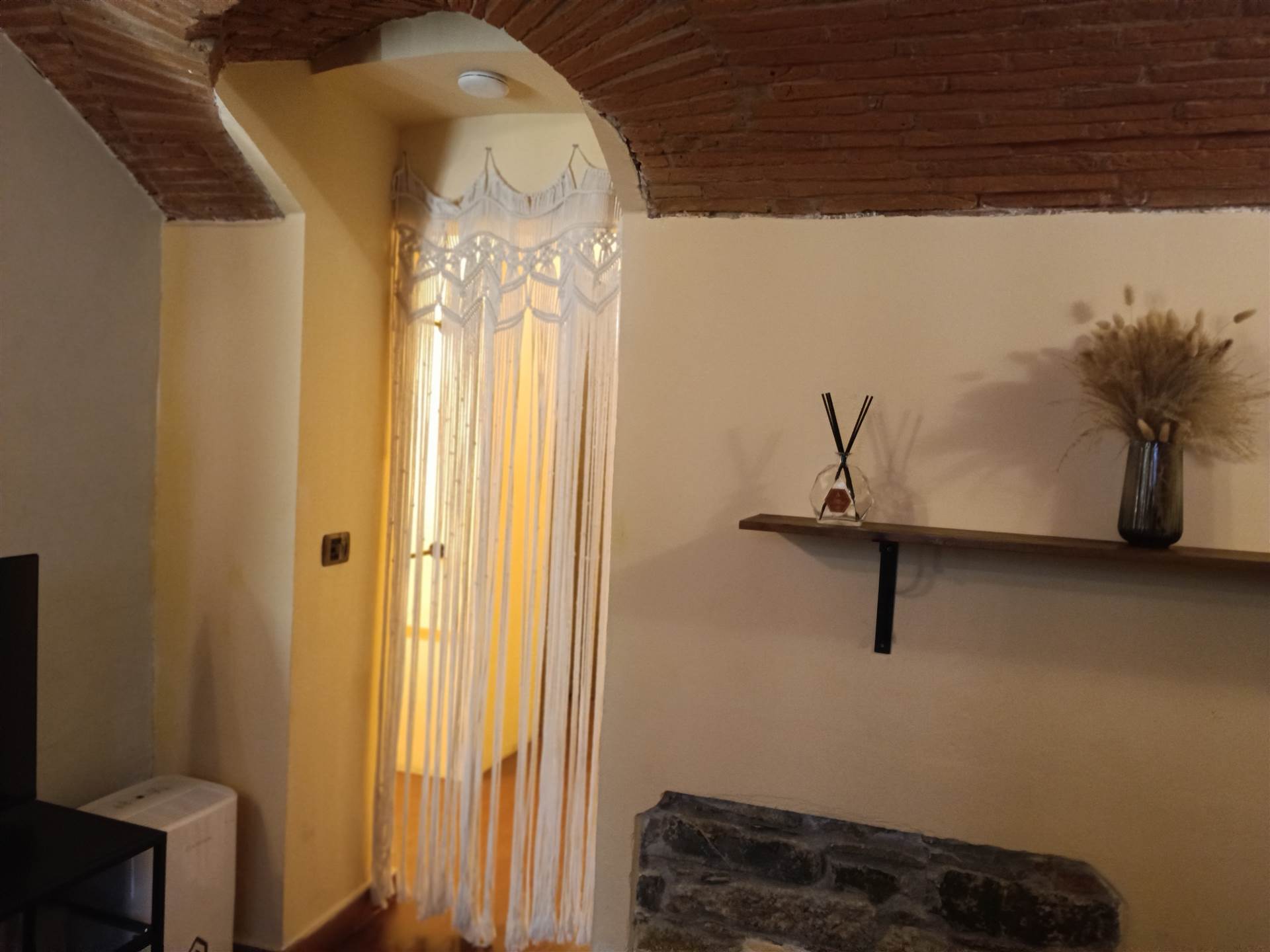 Magazzino ristrutturato in via della mattonaia, Firenze