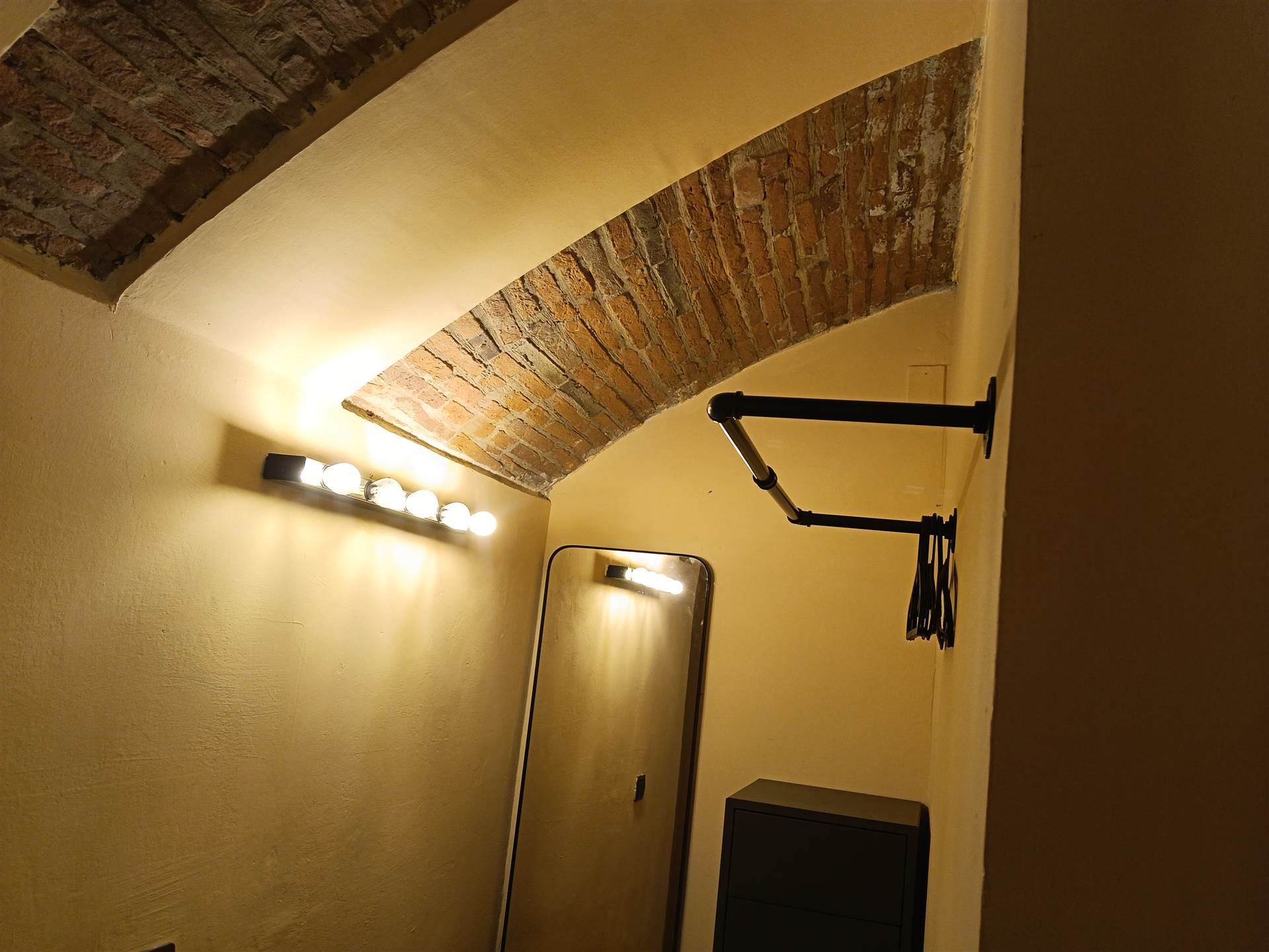 Magazzino ristrutturato in via della mattonaia, Firenze