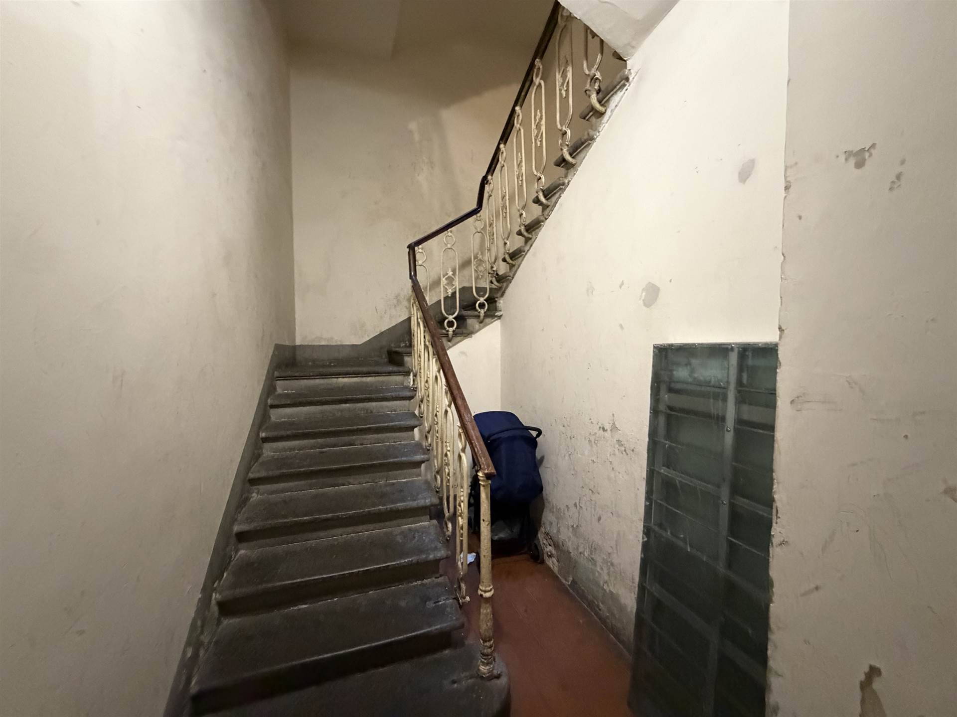 Appartamento da ristrutturare in via dei macci, Firenze
