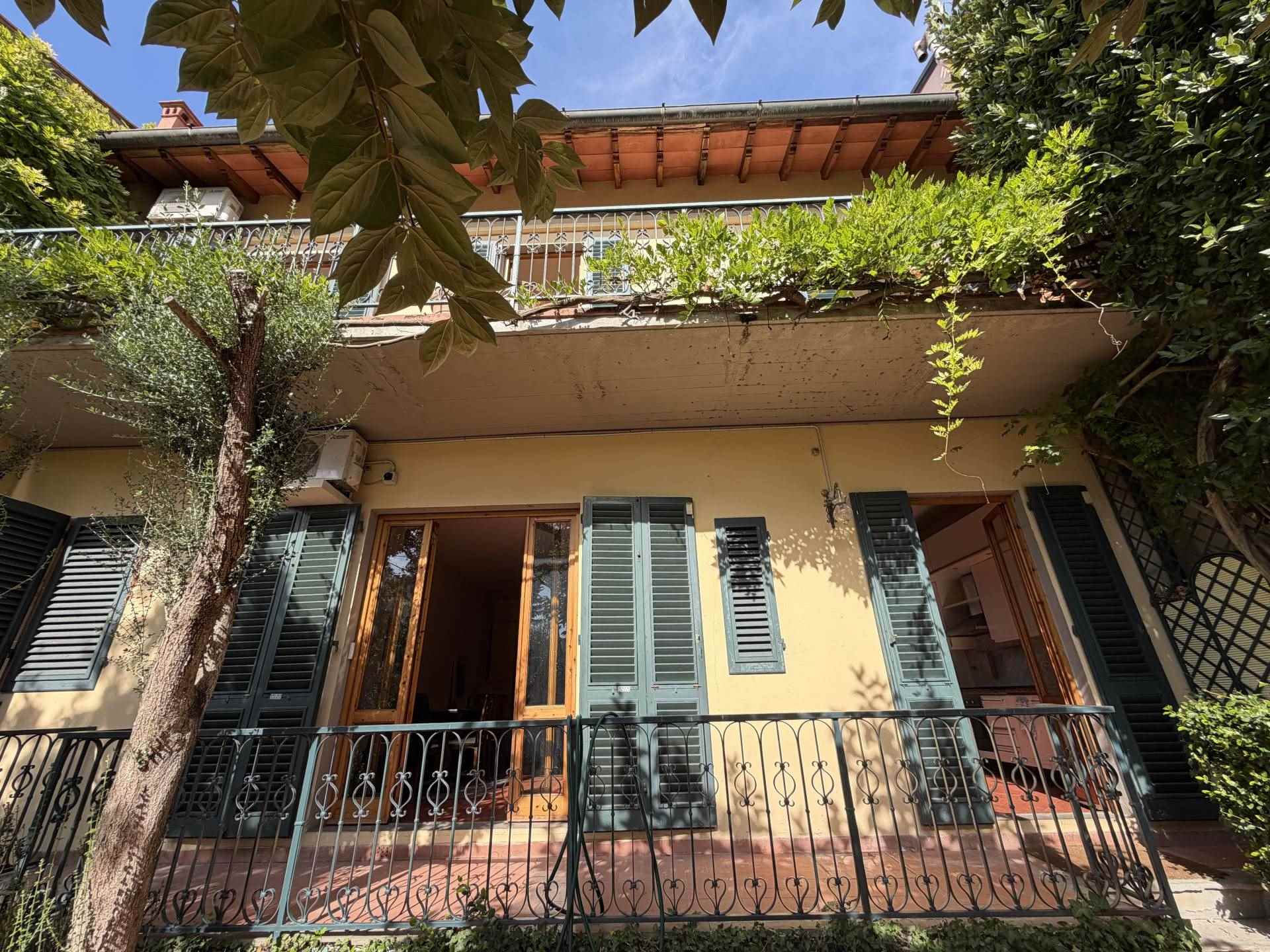 Casa indipendente da ristrutturare a Firenze
